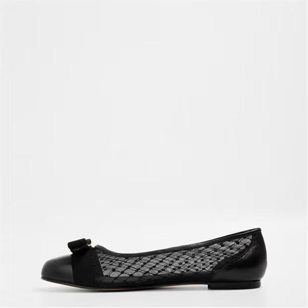 Salvatore Ferragamo Mesh Vara Flat Black