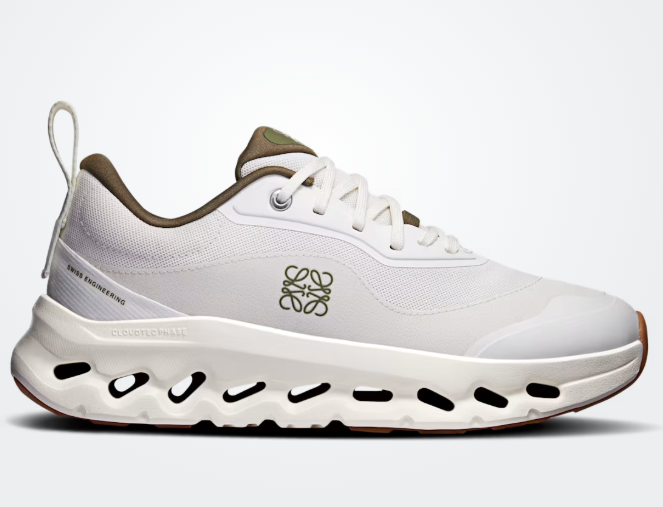 on Cloudtilt LOEWE 2 - White & Ovyl