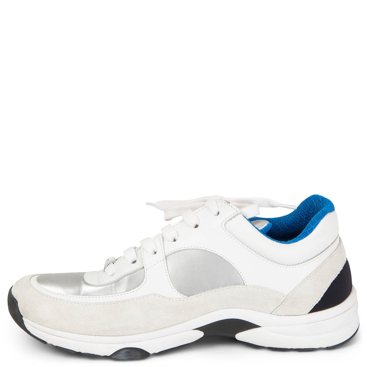 Chanel CC logo Low Top Sneaker White Silver Blue