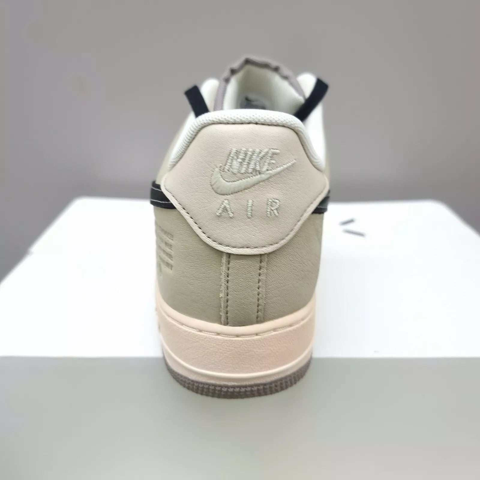 NIKE AIR FORCE 1 GTX GORE-TEX