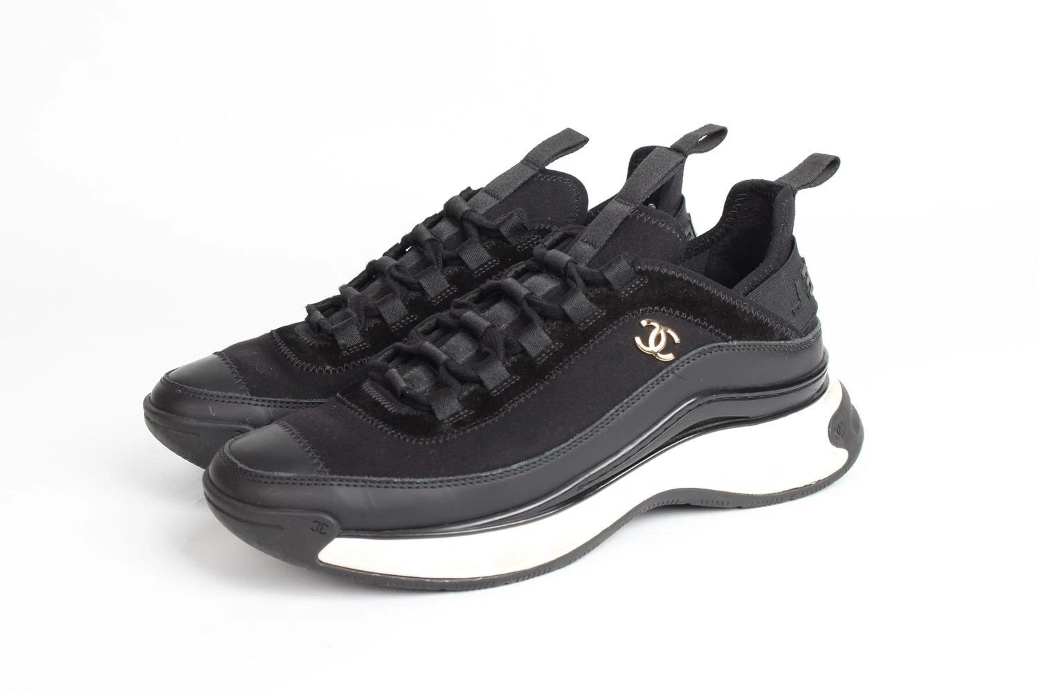 CHANEL Mixed Fiber Black Sneaker