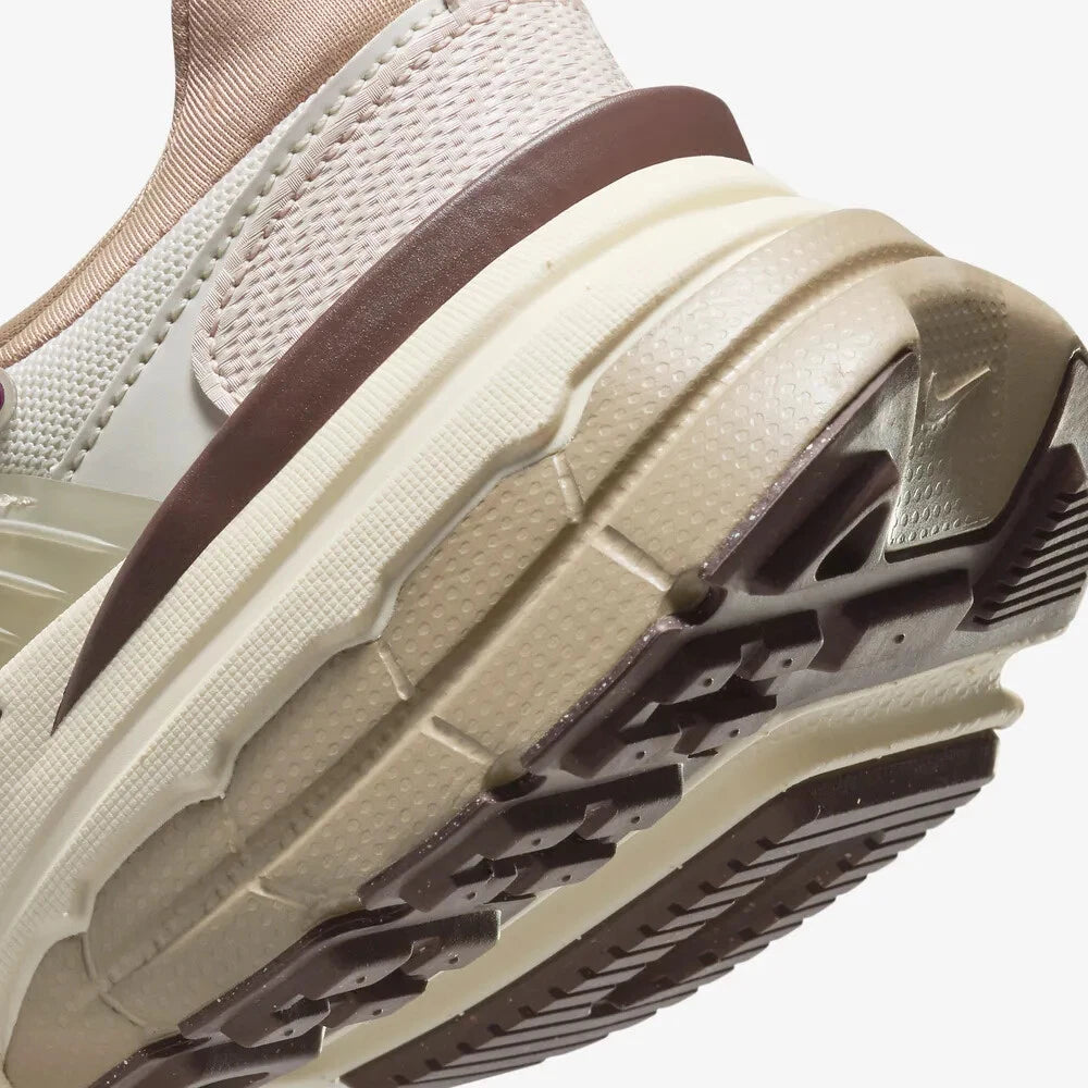Nike V2K Beige