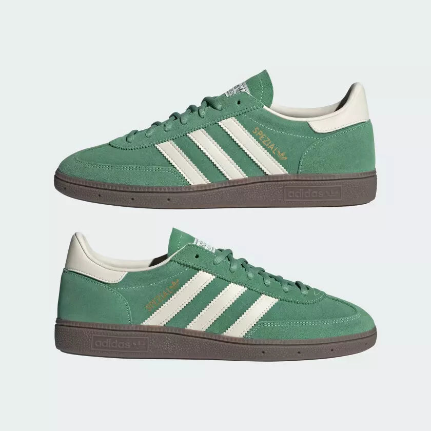 ADIDAS Originals HANDBALL SPEZIAL SHOES in Preloved Green Cream White