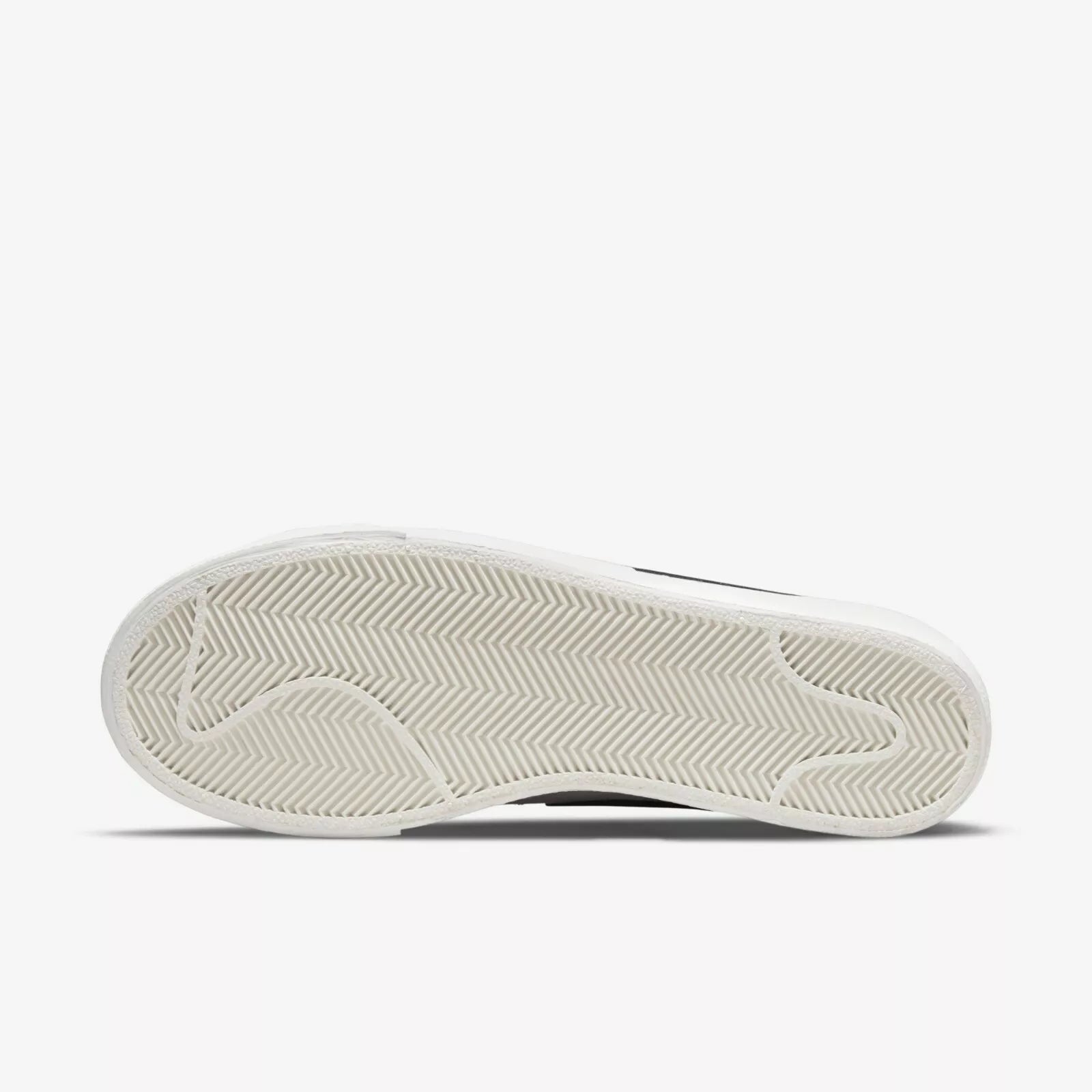 Nike Blazer Low Platform White Black