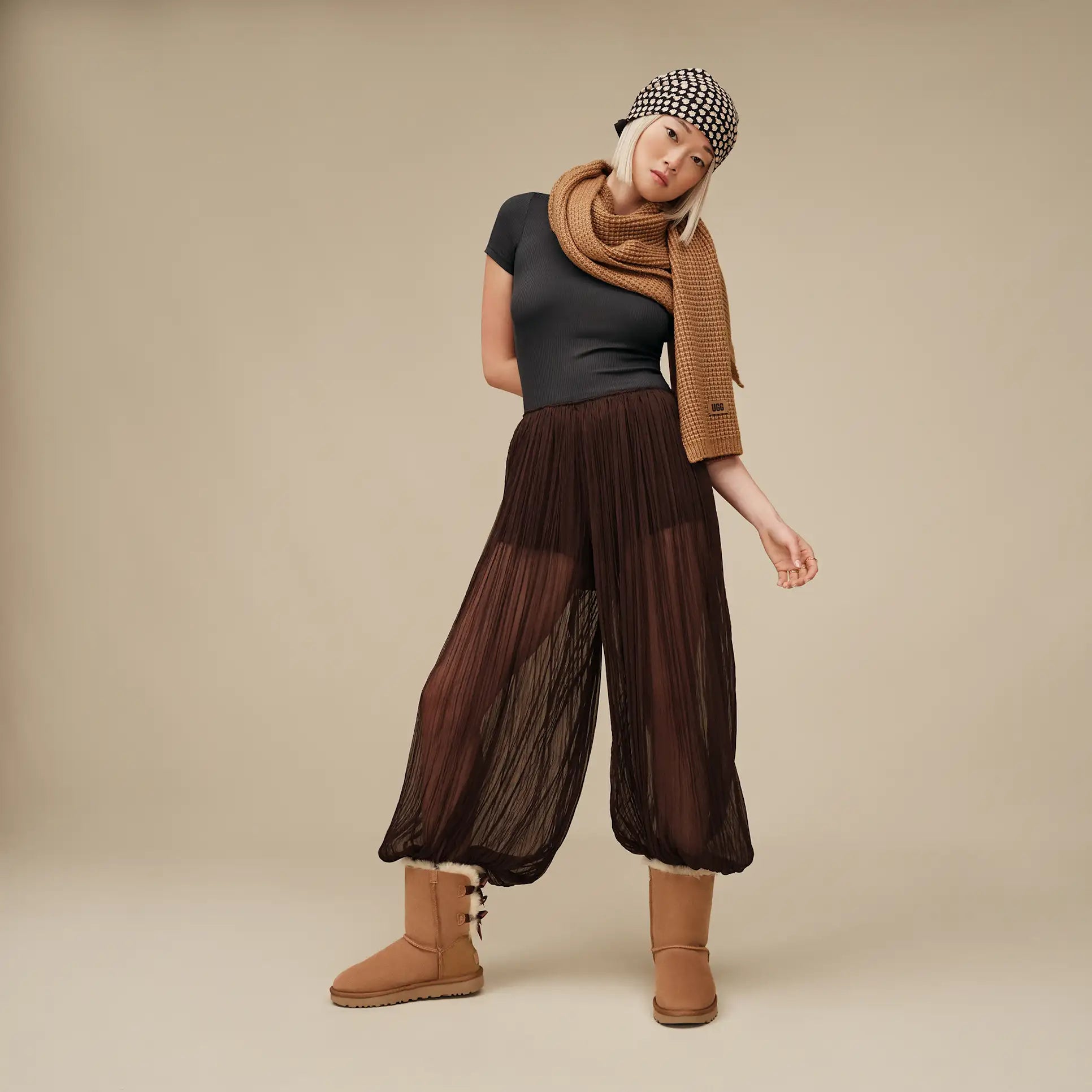 Ugg  Bailey Bow II Boot