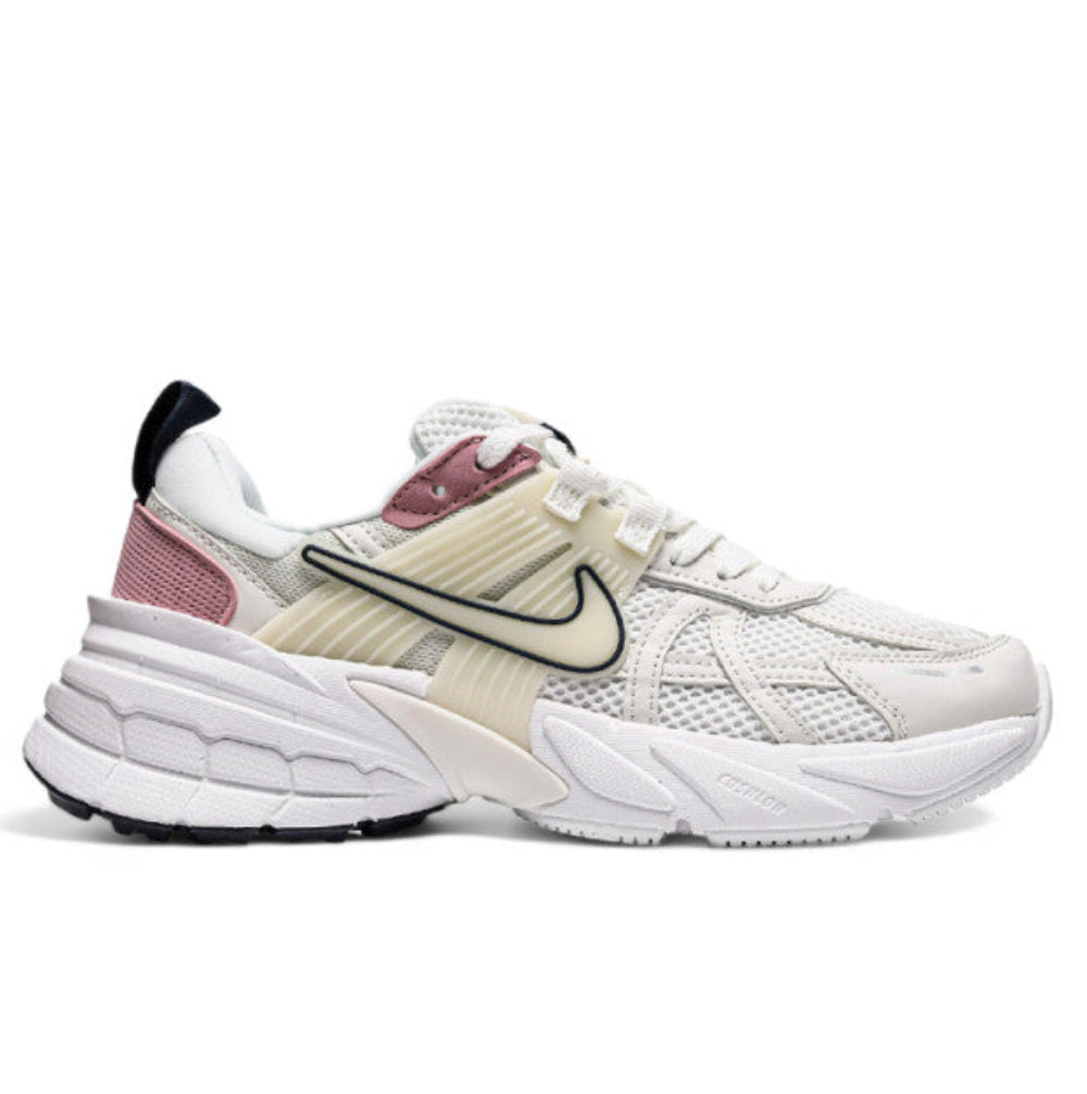Nike V2K White Pink