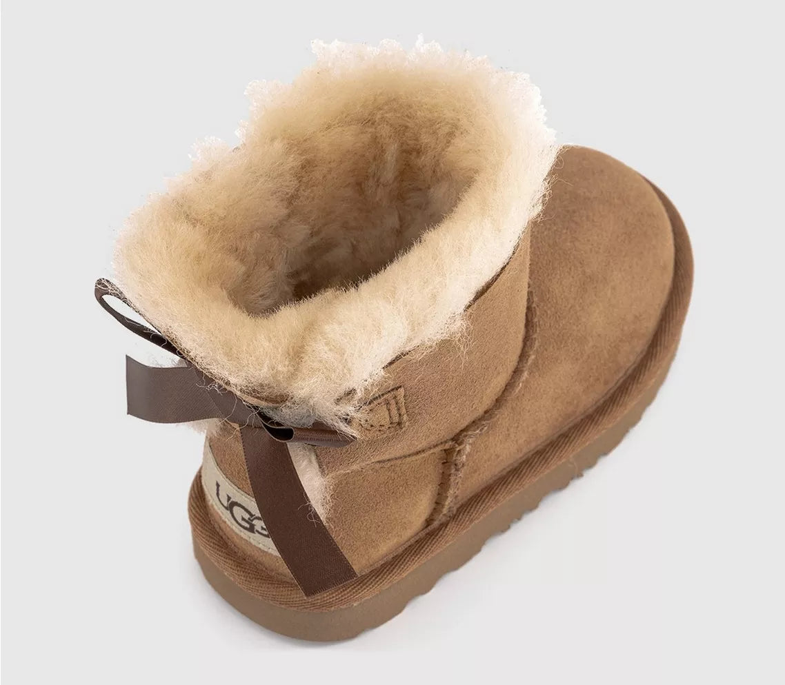 UGG Toddler Mini Bailey Bow II Boots  Chestnut