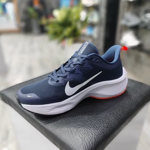 Nike zoom smiley