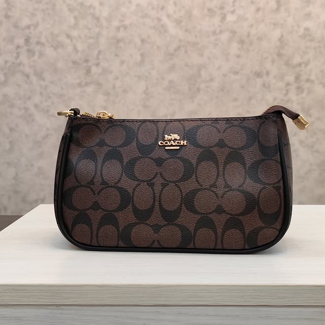 Coach Bags & Handbags