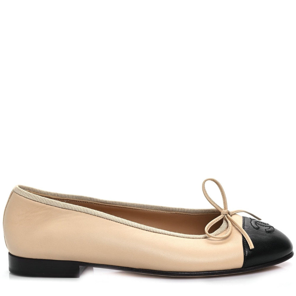 Chanel Flat Cap Beige And Black