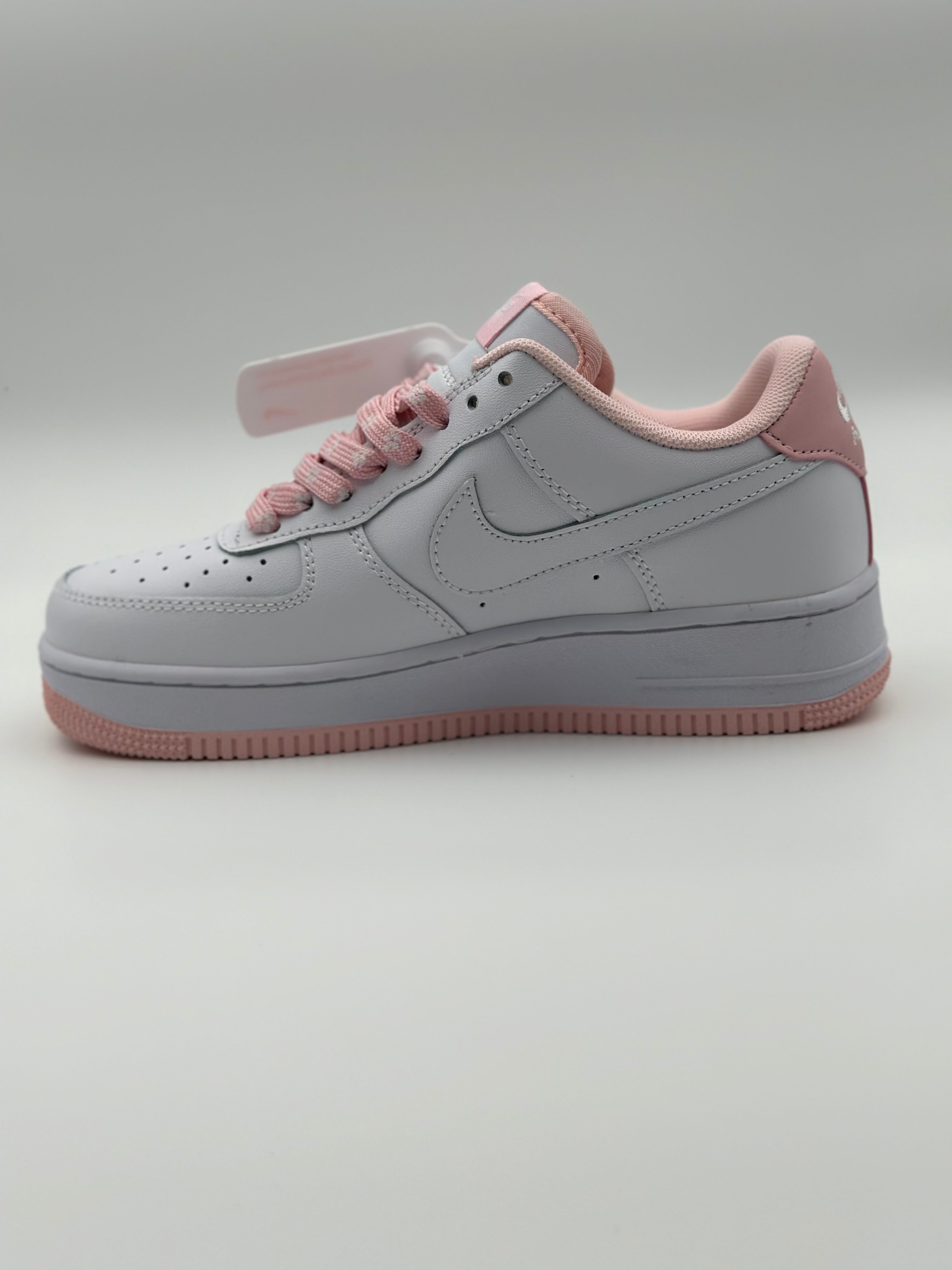Nike Air Force 1 "Pink White"
