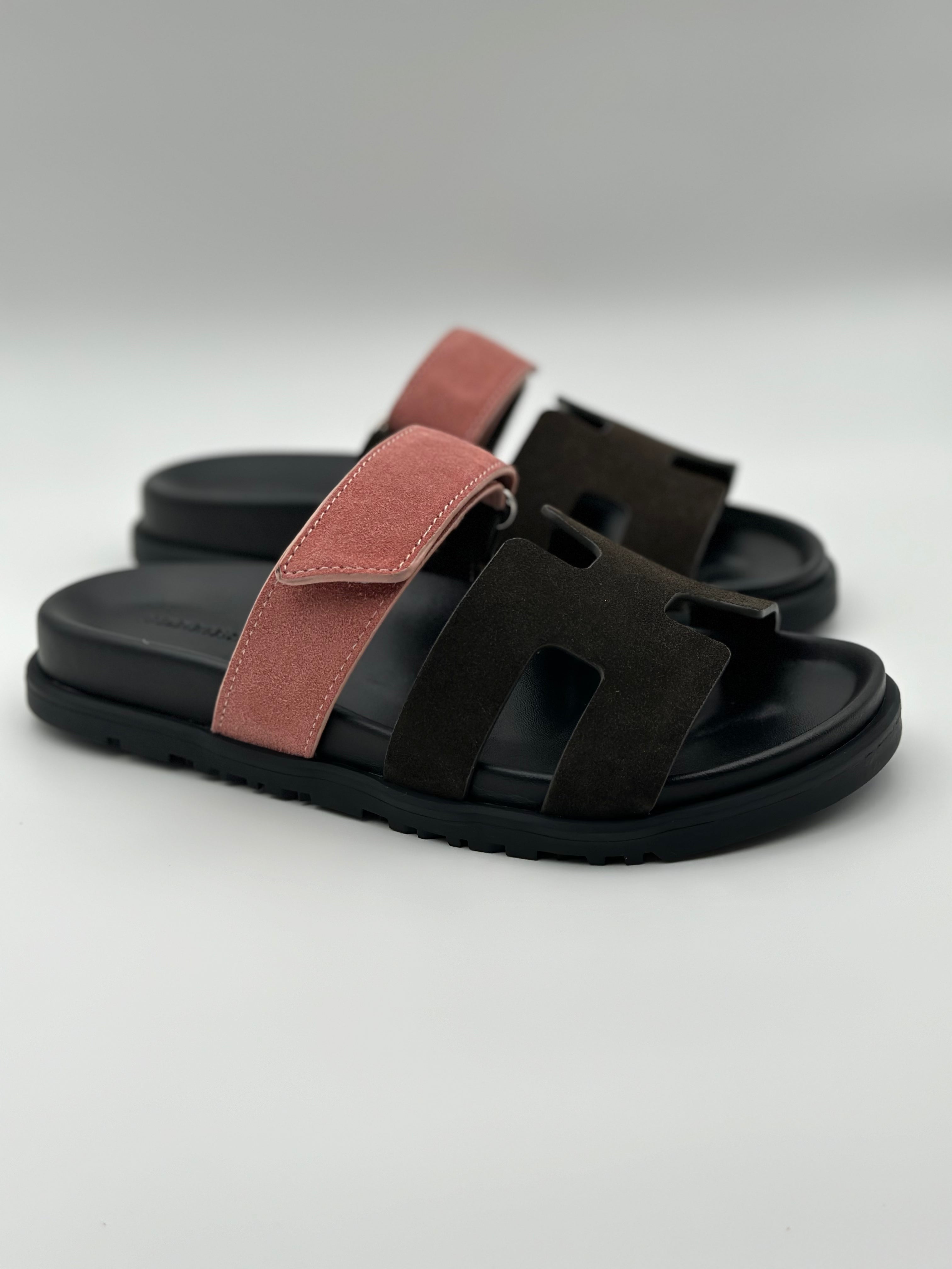 Hermes Chypre Suede sandal "dark olive / pink"