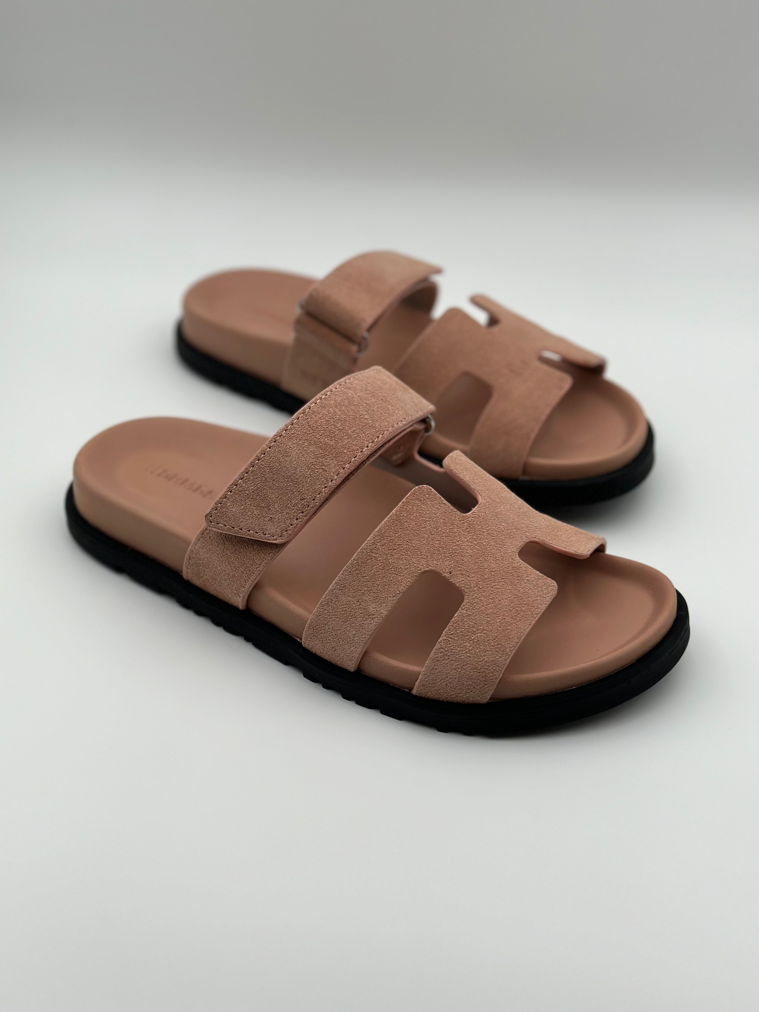 Hermes Chypre Suede sandal "pink"