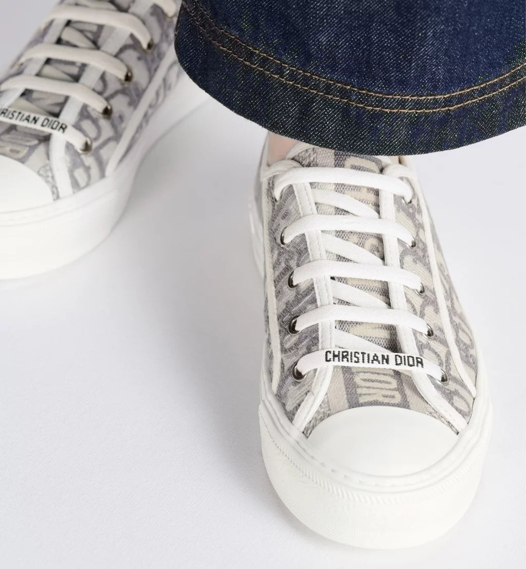 Dior Sneaker Deep Blue Dior Oblique Embroidered Cotton