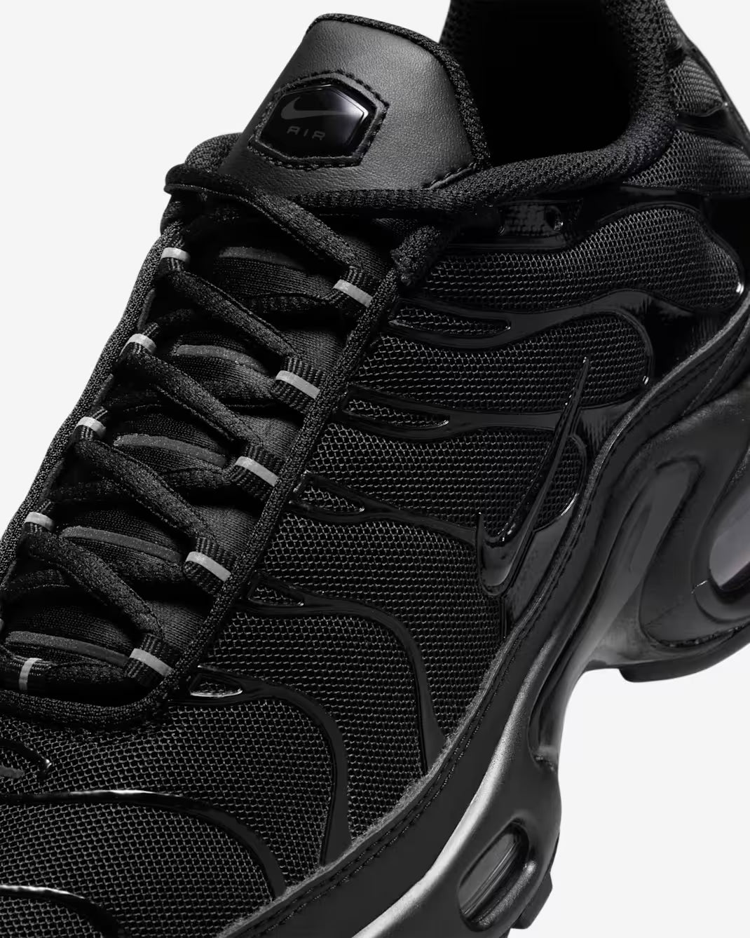 Nike tn Air Max Plus By You black