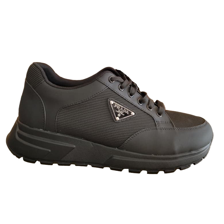 Prada sneaker black