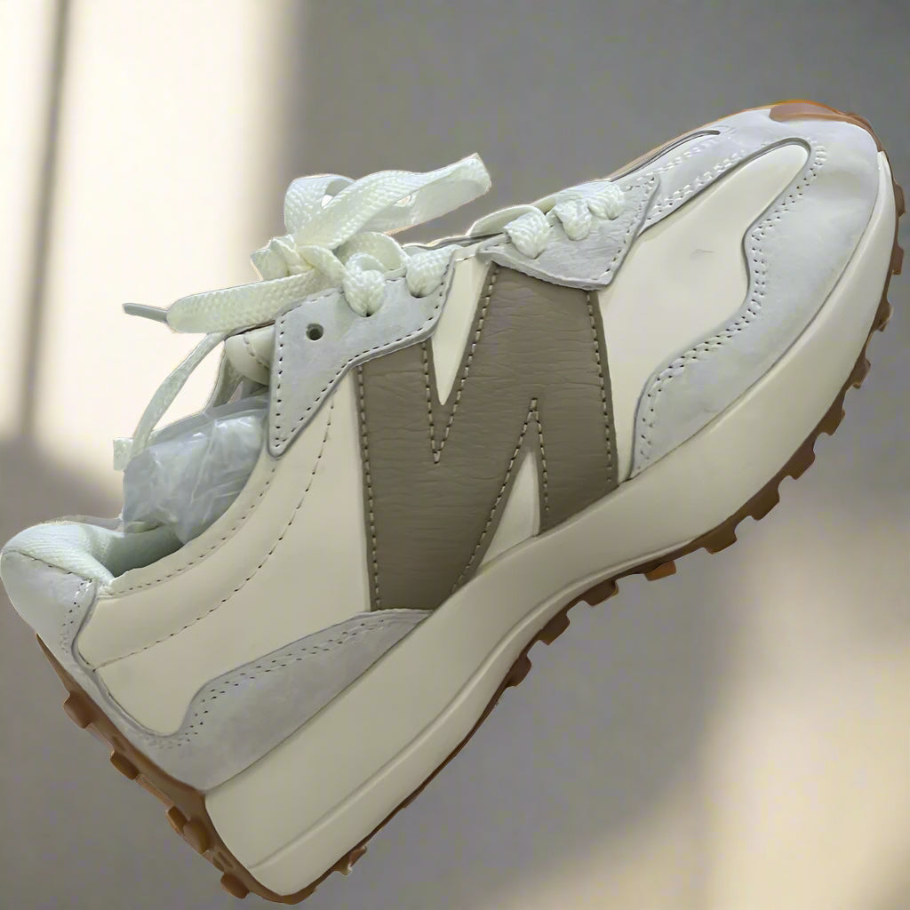 New Balance 327