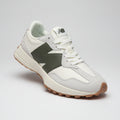 New Balance 327