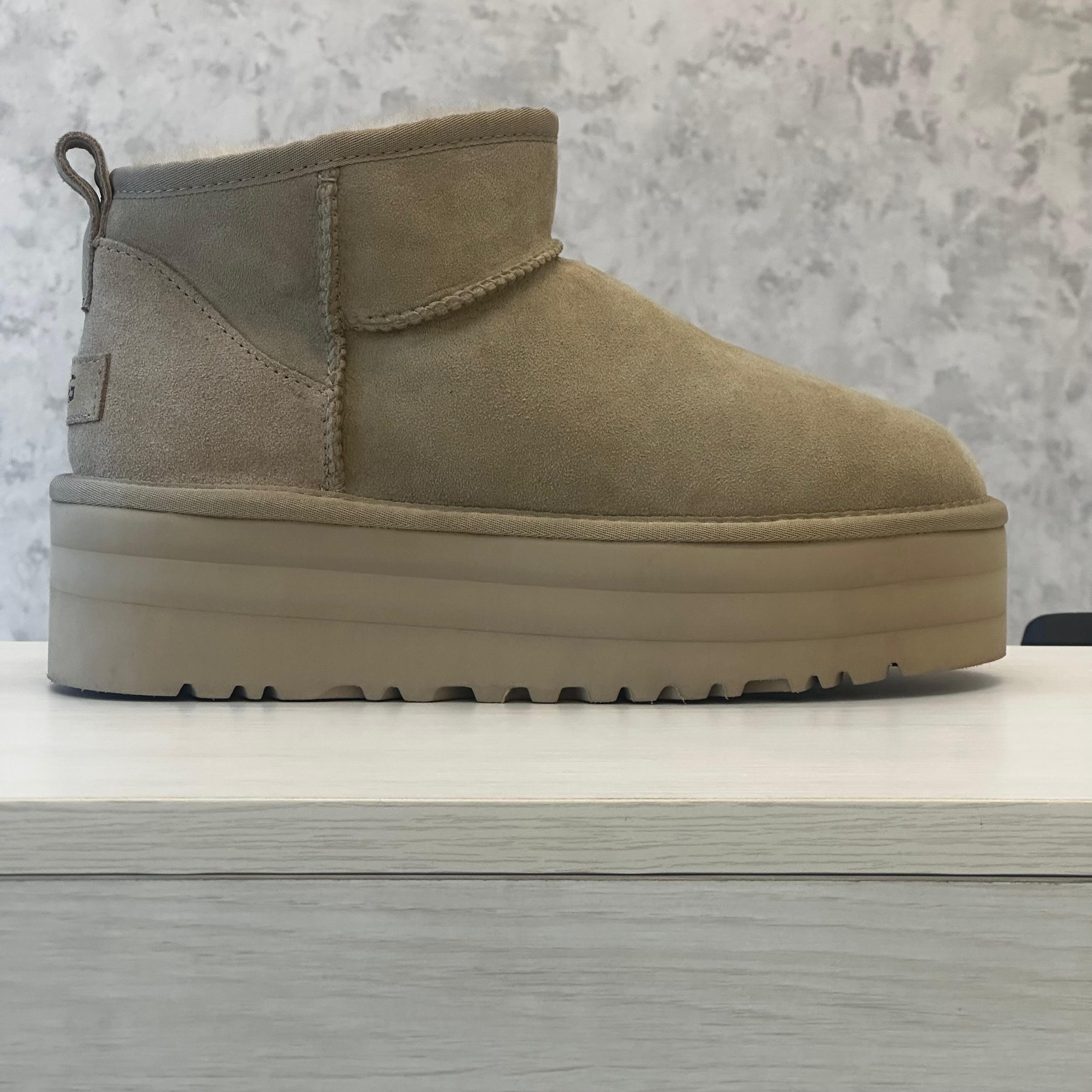 UGG Women's Classic Ultra Mini Platform