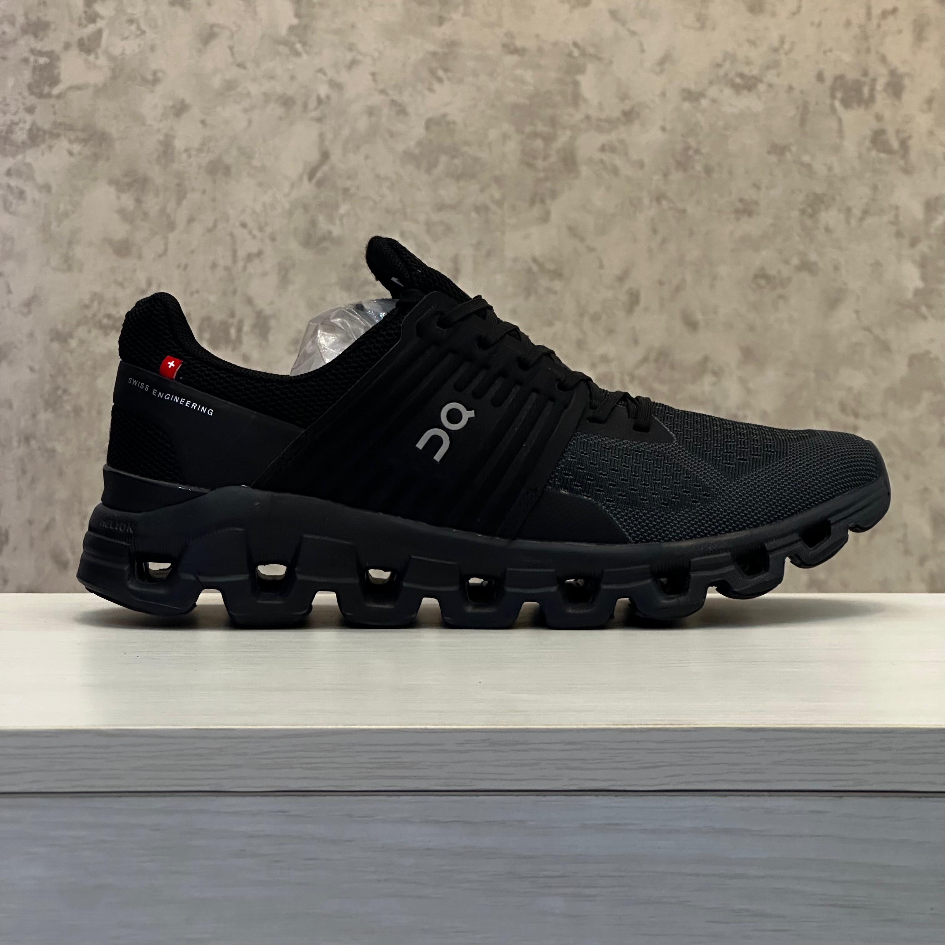 On Cloudswift 3 black navy