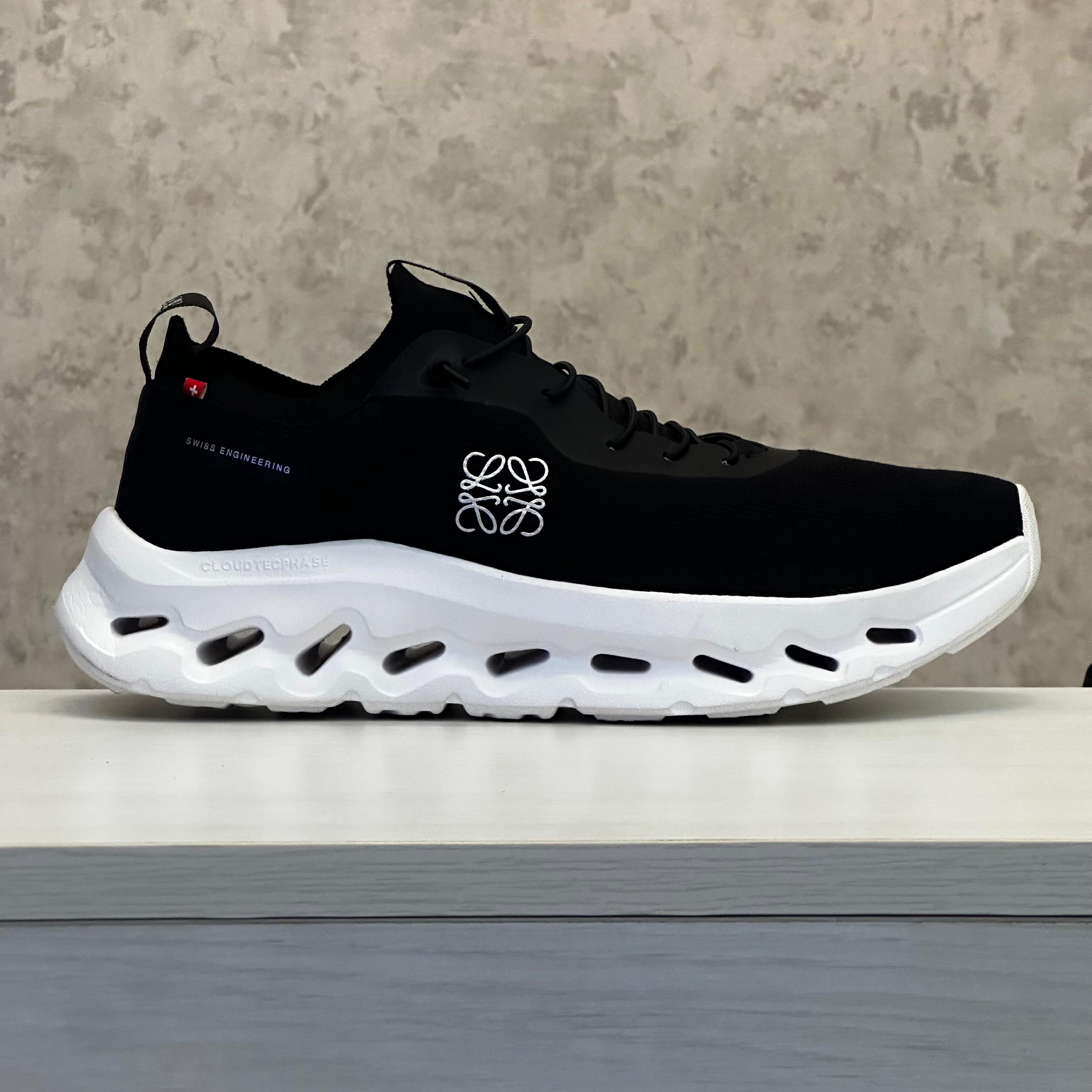 On Running Cloudtilt LOEWE Black White
