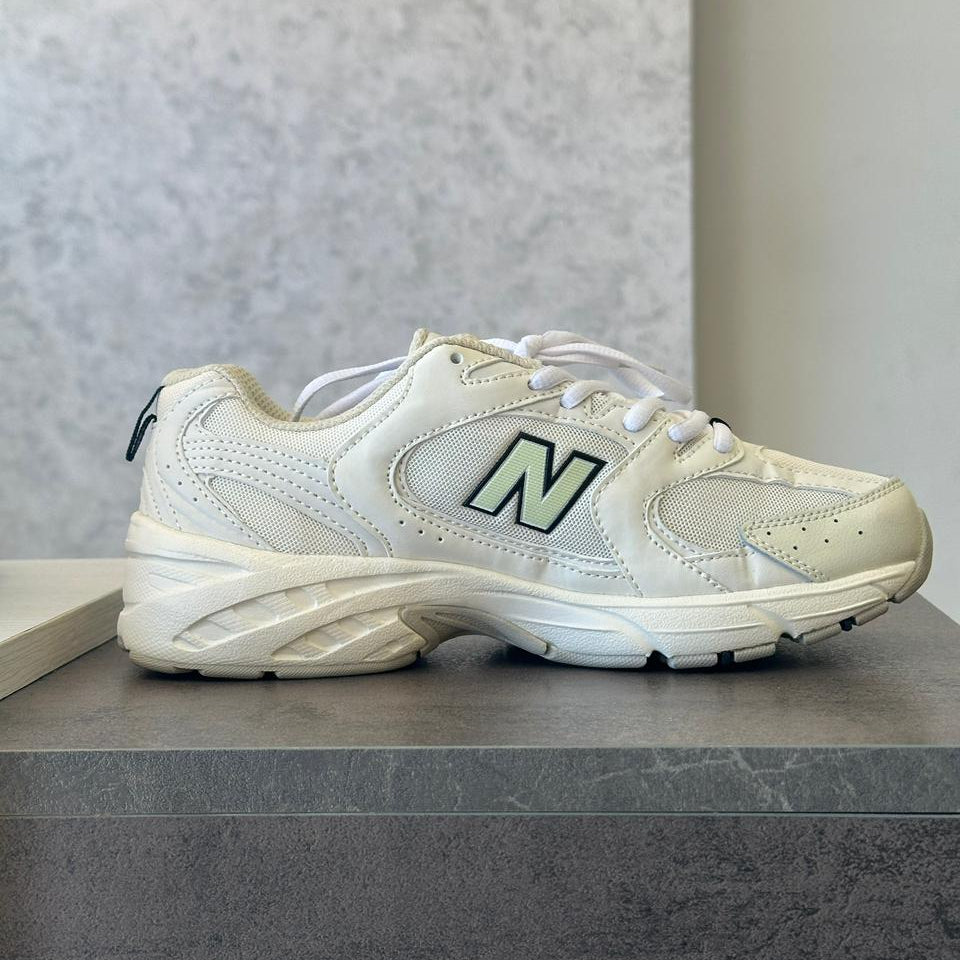 New Balance 530 Beige white