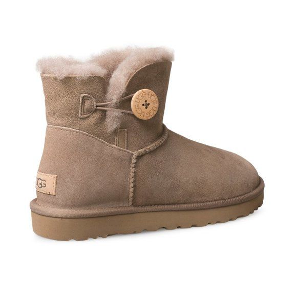 UGG Mini Bailey Button "Beige"