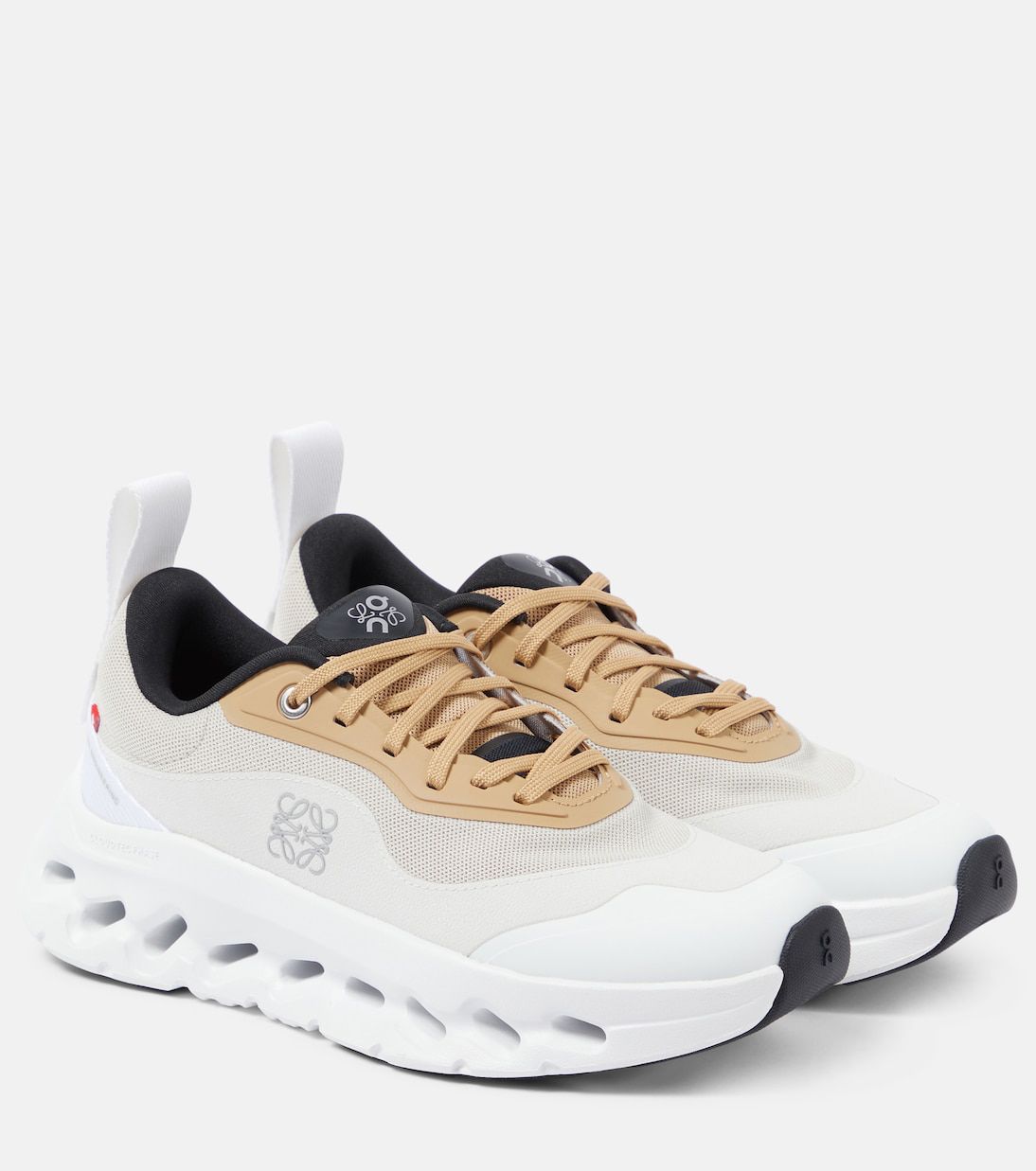 ON X LOEWE CLOUDTILT 2.0 "White/Honey"