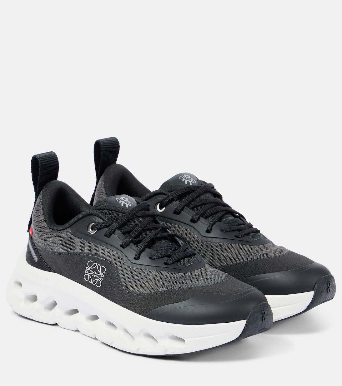 ON X LOEWE CLOUDTILT 2.0 "Black"