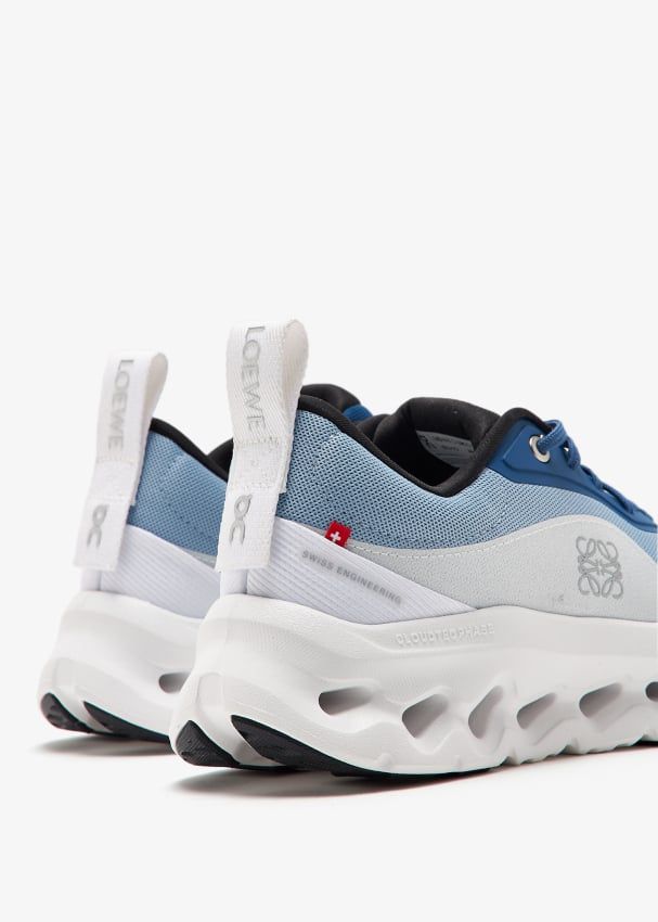 ON X LOEWE CLOUDTILT 2.0 "White/Blue"