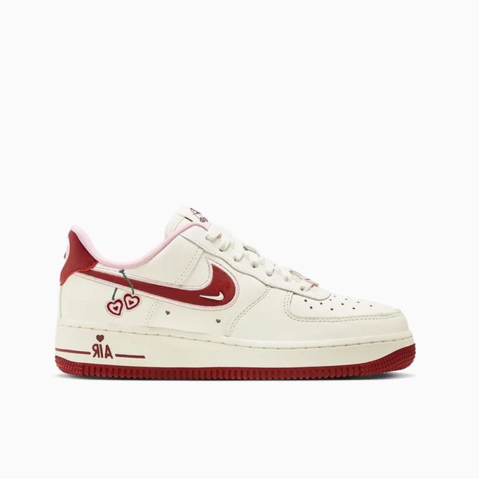 Nike Air Force 1 "Valentines"