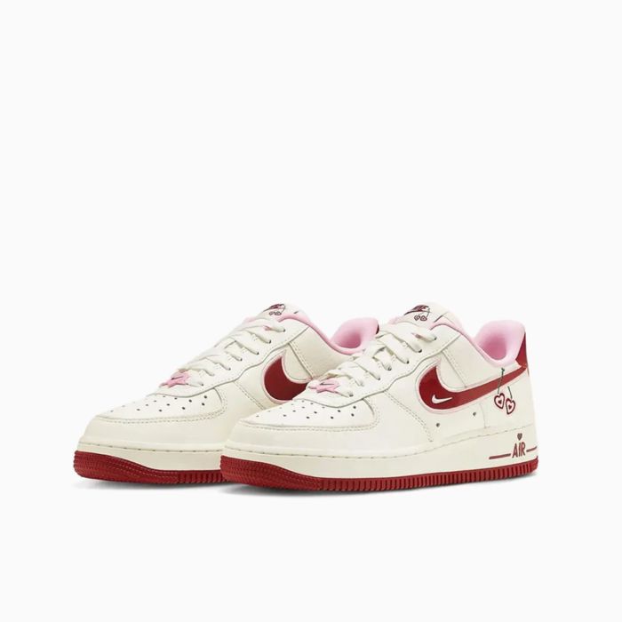 Nike Air Force 1 "Valentines"