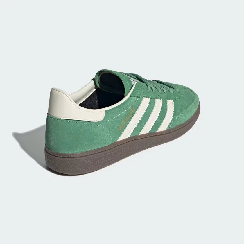 ADIDAS Originals HANDBALL SPEZIAL SHOES in Preloved Green  Cream White