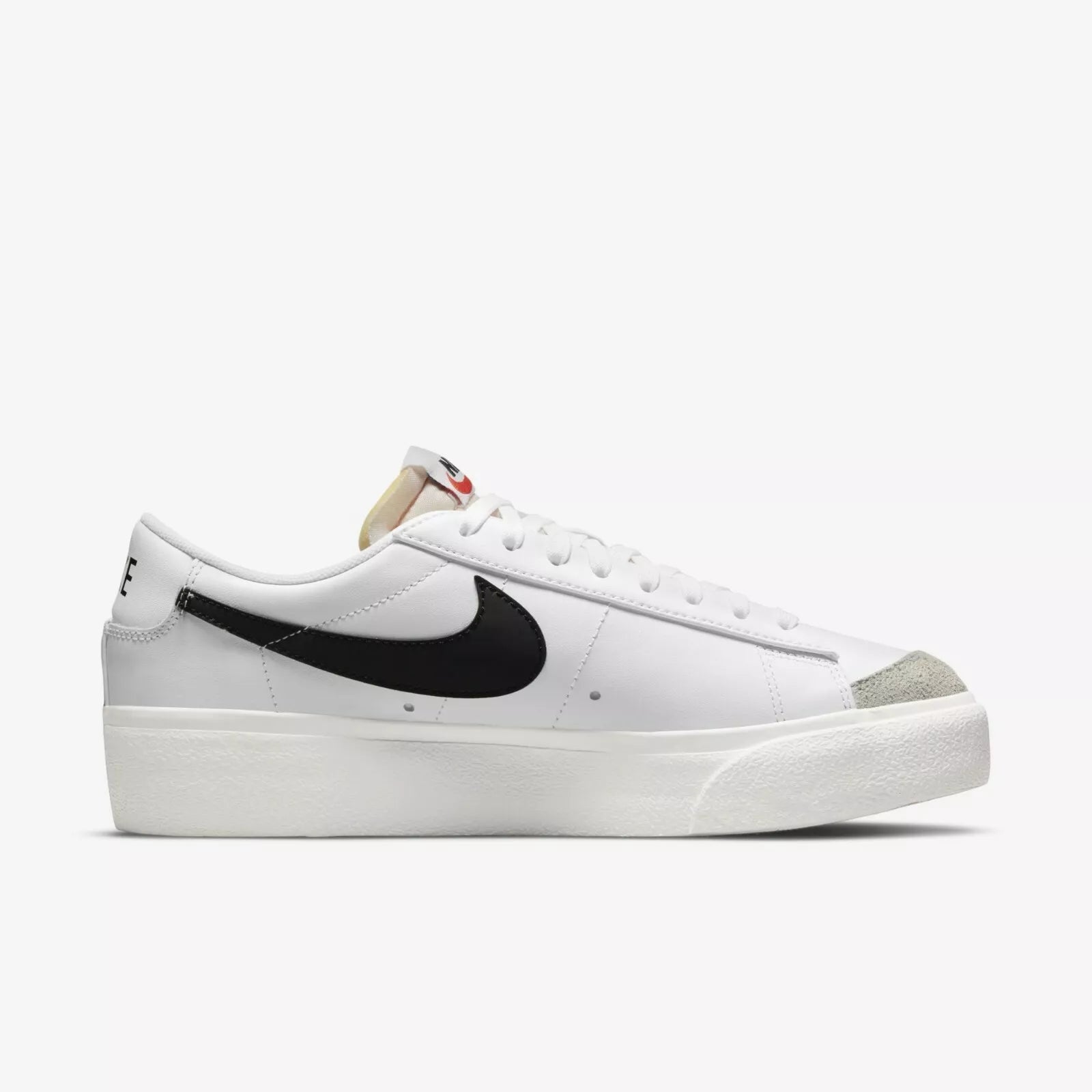 Nike Blazer Low Platform White  Black