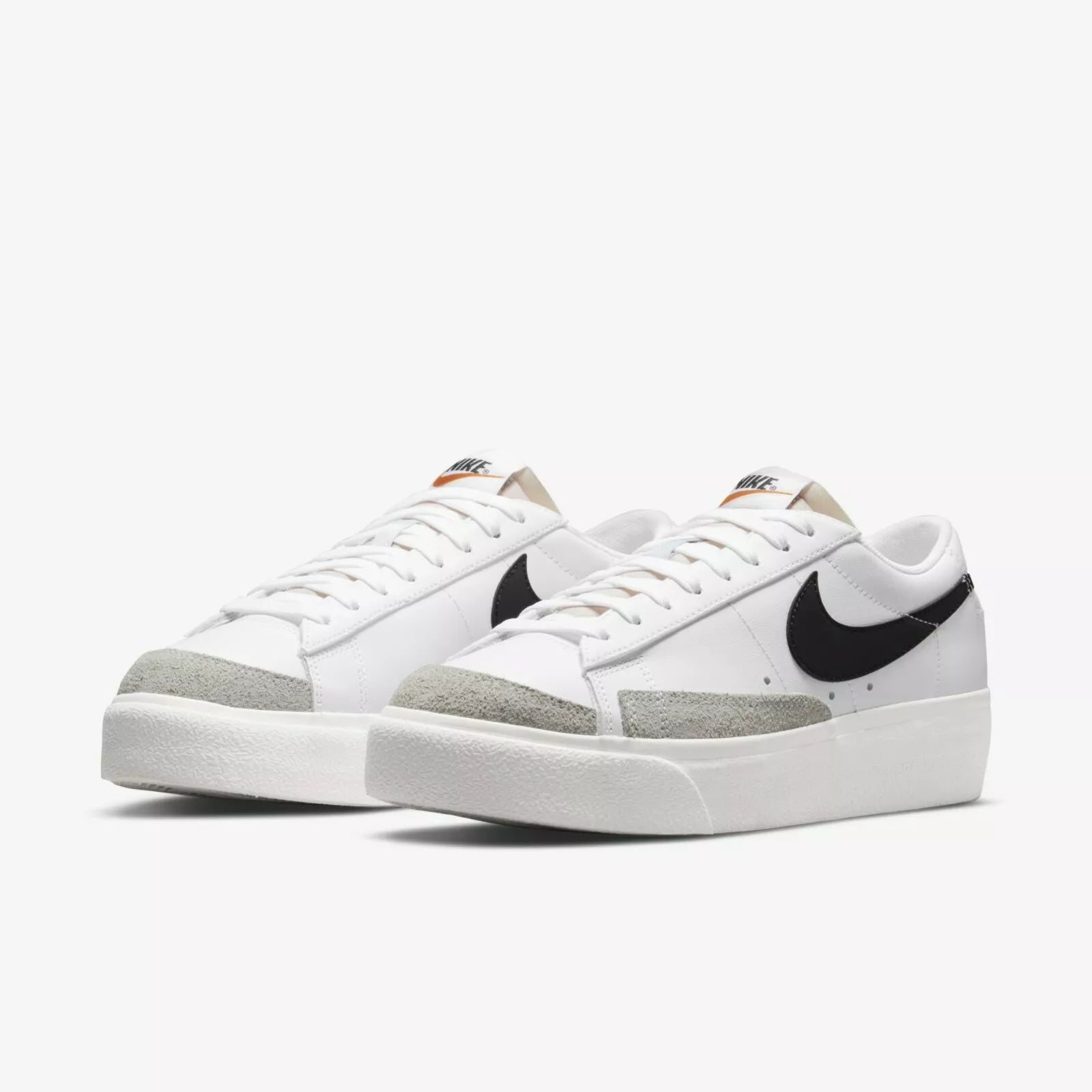Nike Blazer Low Platform White  Black