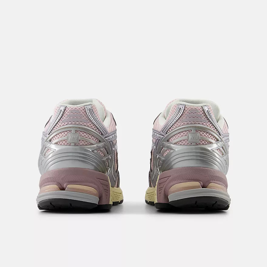 New Balance 1906R